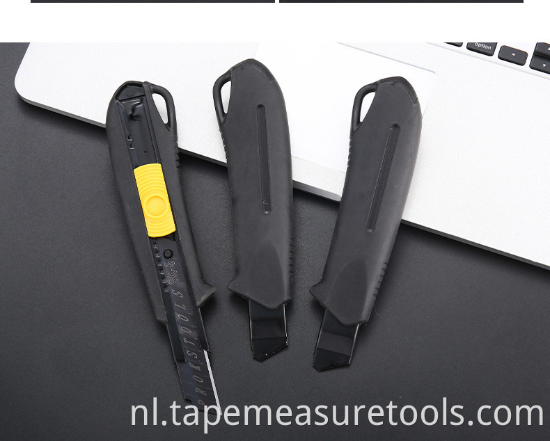 Multifunctioneel all-inclusive rubberen zwart mes 18 mm mes